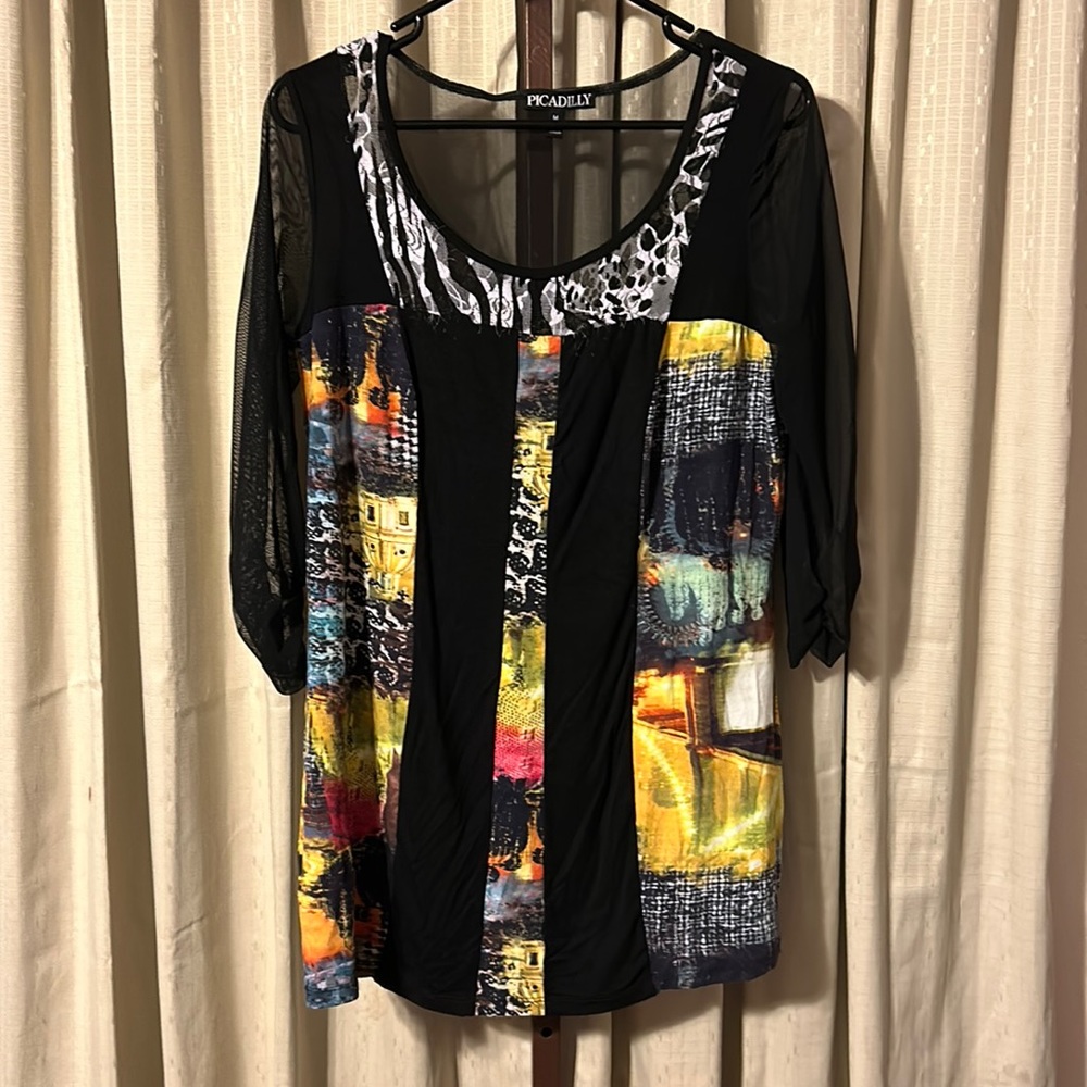 Picadilly size Med blouse